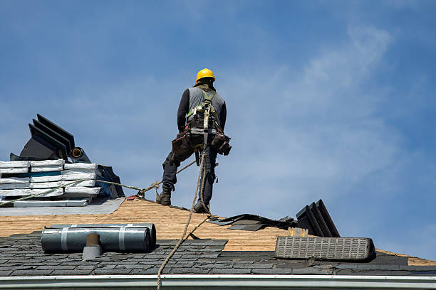 Professional Gutter Installation technician working in Lakeville, CT